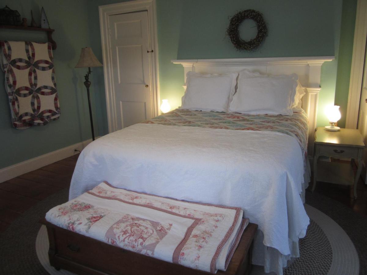 Grand Oak Manor Bed And Breakfast Granville Ferry エクステリア 写真